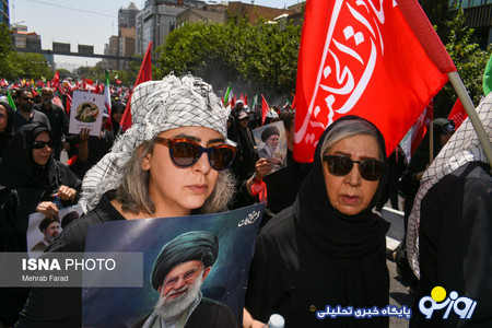 تصاویر پوشش متفاوت برخی زنان در مراسم تشییع پیکر رهبر شهید انقلاب